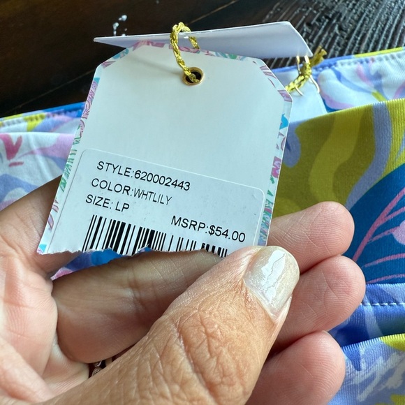 Size LP Stella Parker UV50 beach/sport skirt with shorts underneath - Picture 5 of 6